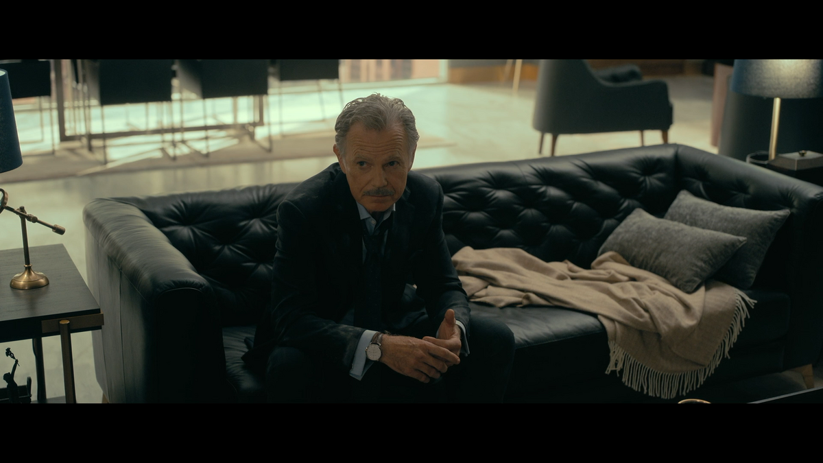 houseofusher_1x08_019.png