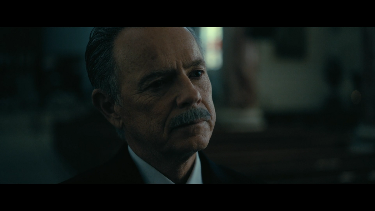houseofusher_1x08_036.png
