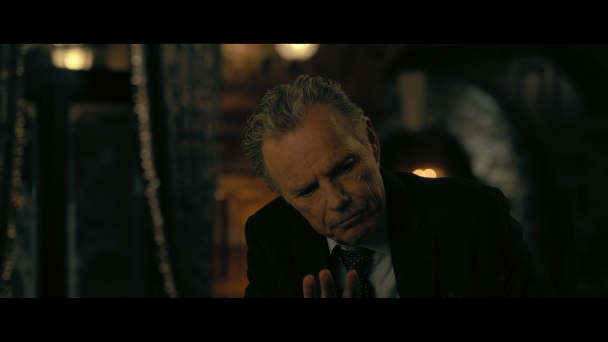 houseofusher_1x01_080.png