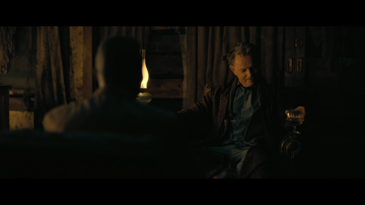 houseofusher_1x02_044.png