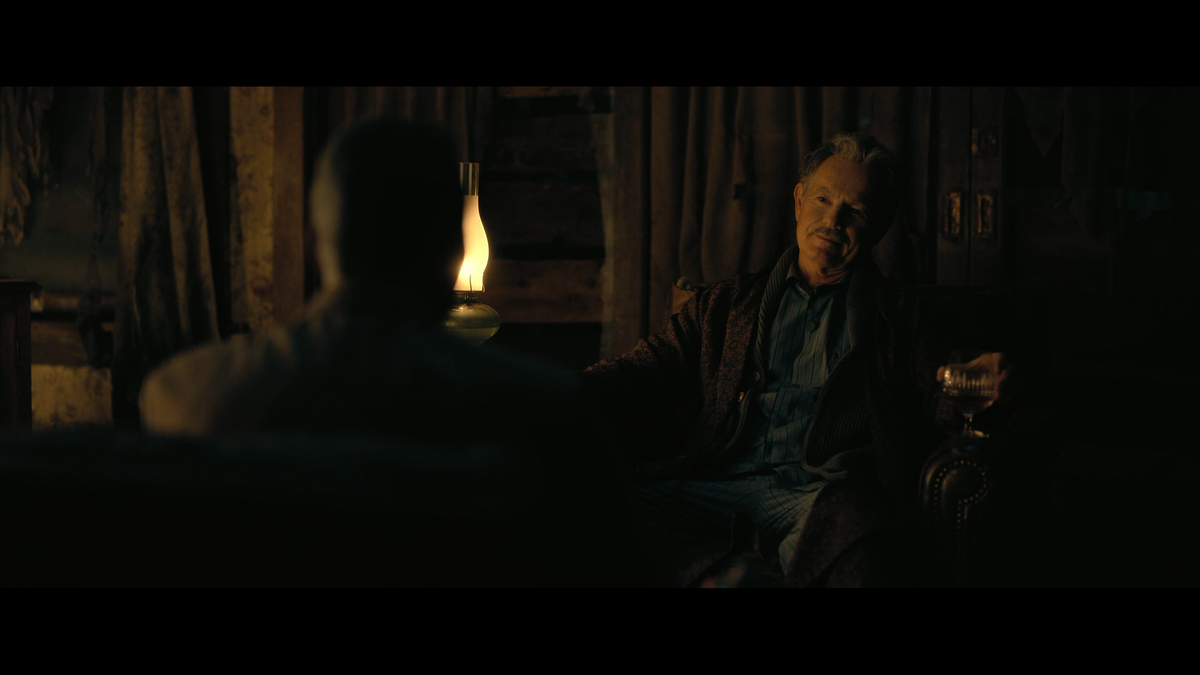 houseofusher_1x02_046.png