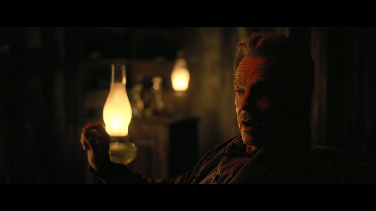 houseofusher_1x02_054.png