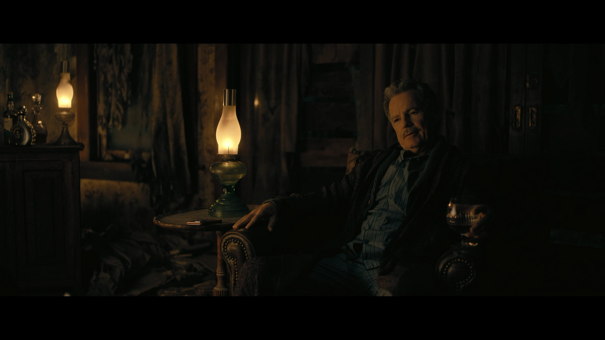 houseofusher_1x03_027.png