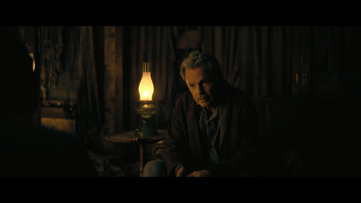 houseofusher_1x03_060.png