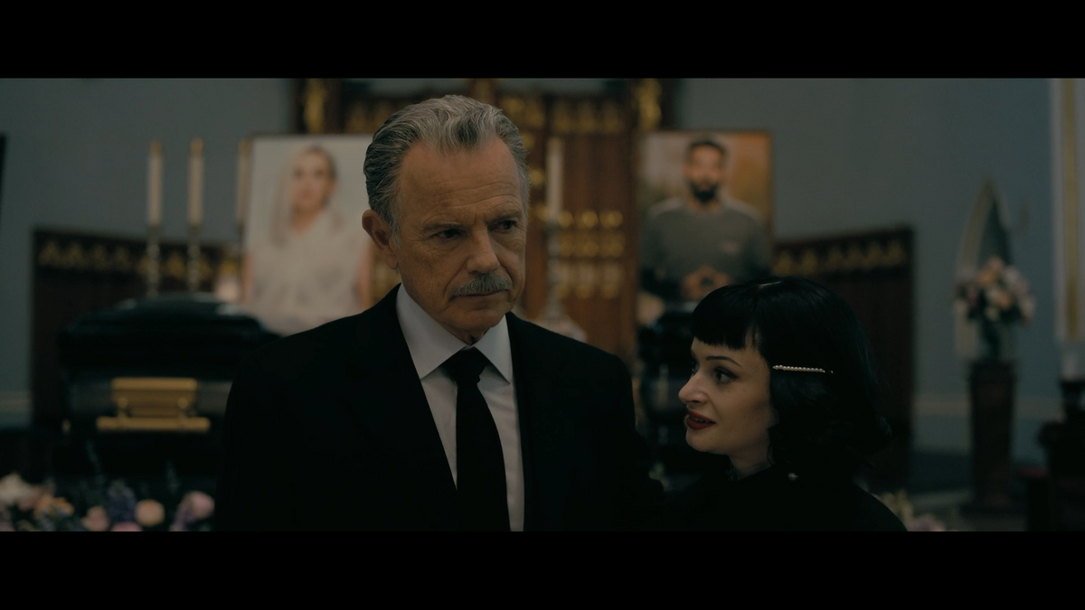houseofusher_1x05_014.png
