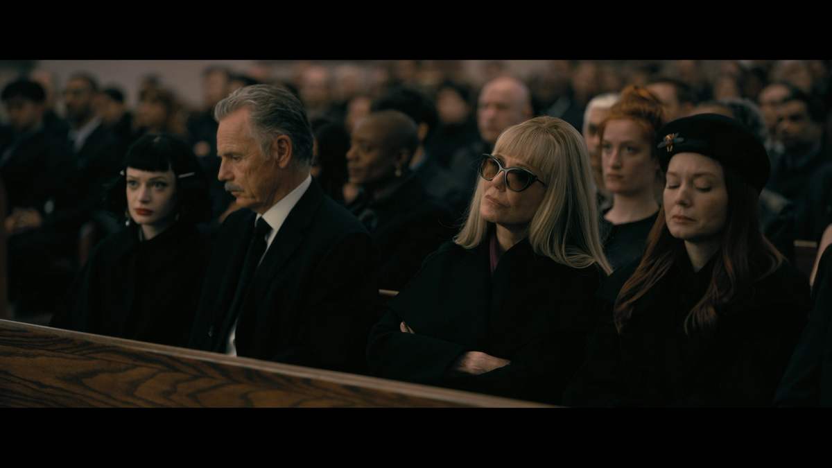 houseofusher_1x05_06.png