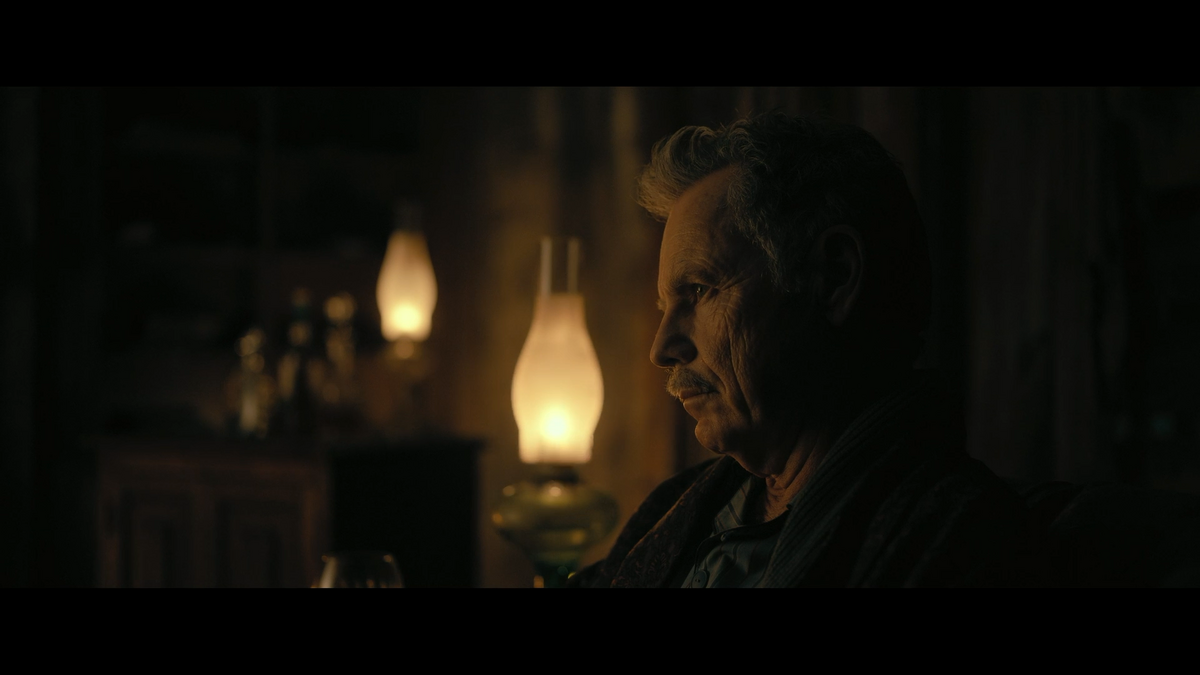 houseofusher_1x07_02.png