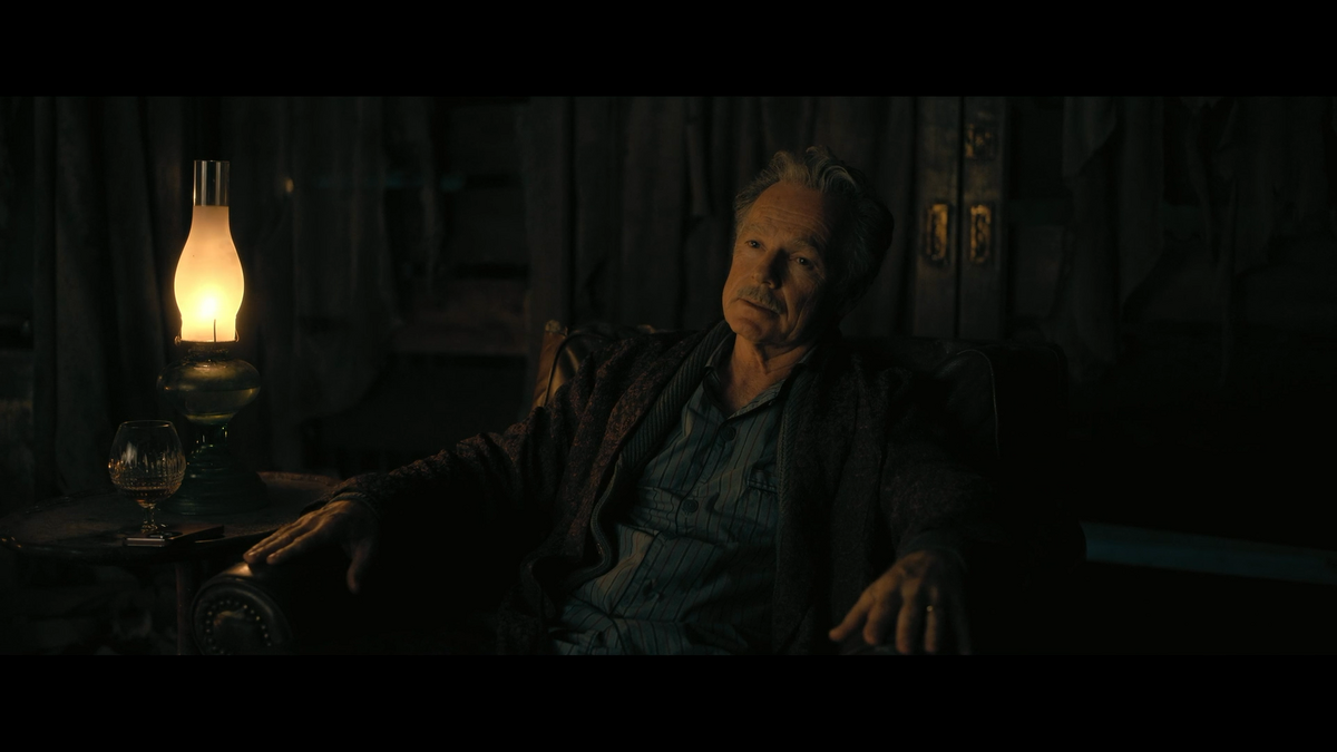 houseofusher_1x07_049.png