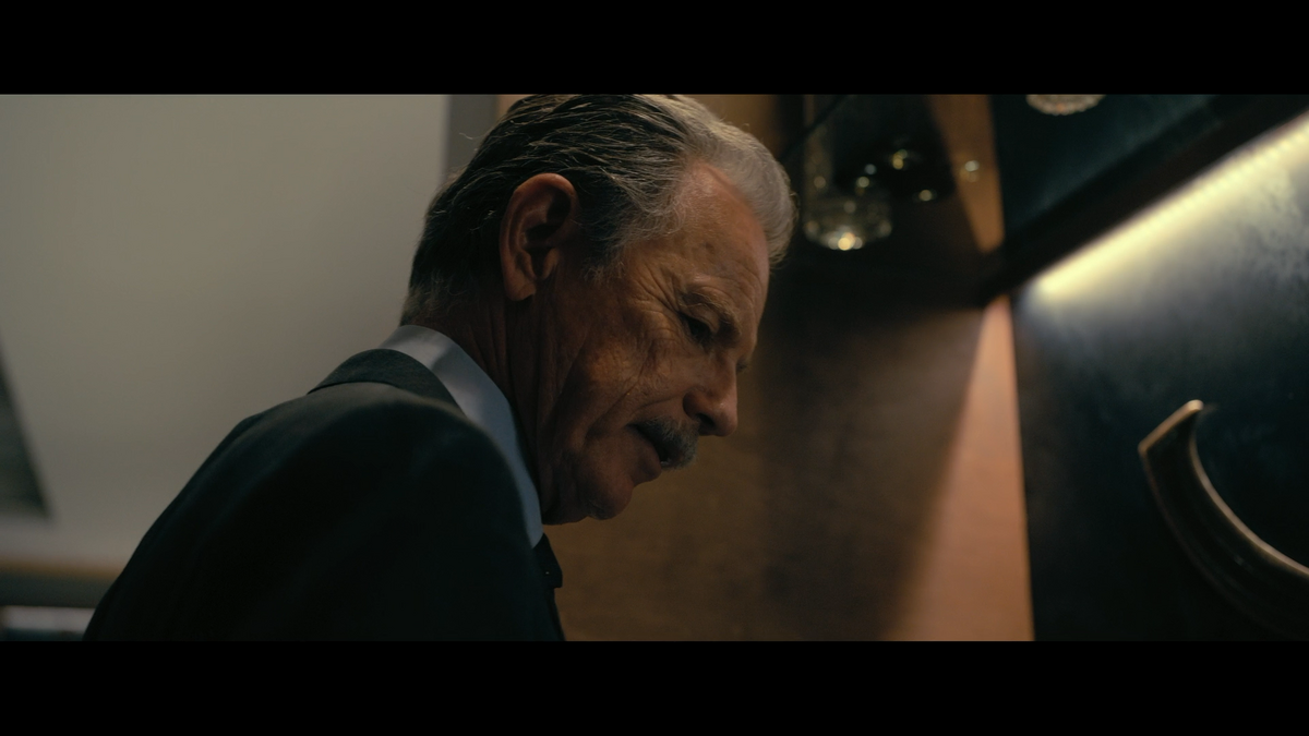 houseofusher_1x07_070.png